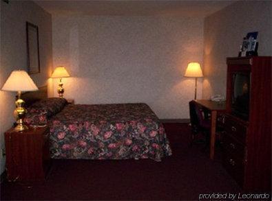 Sunflower Inn & Suites - Garden City Oda fotoğraf